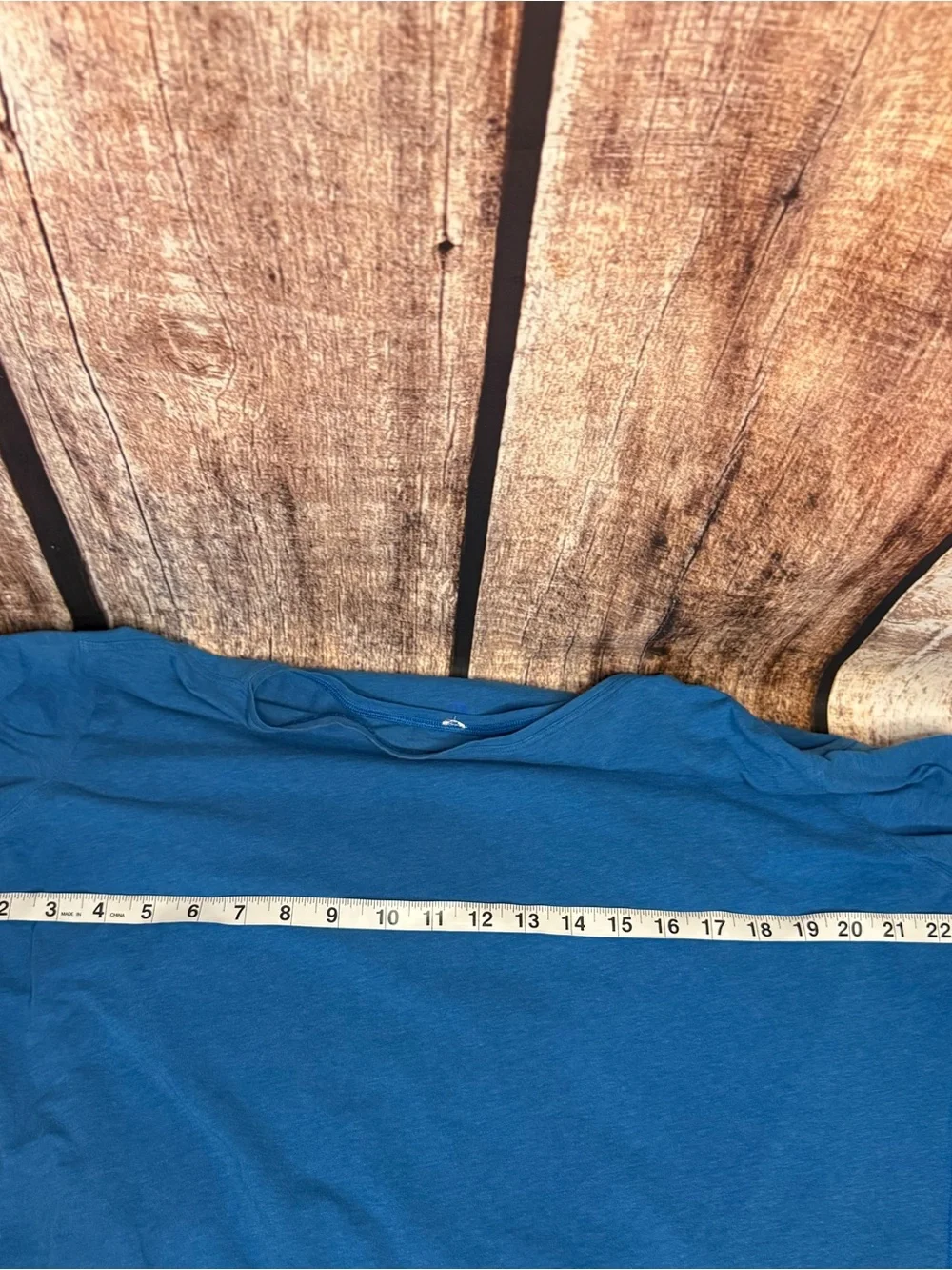 lululemon back in action Short Sleeve Tee